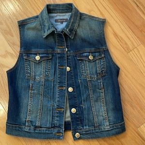 Level 99 Women’s Denim Vest. Size S